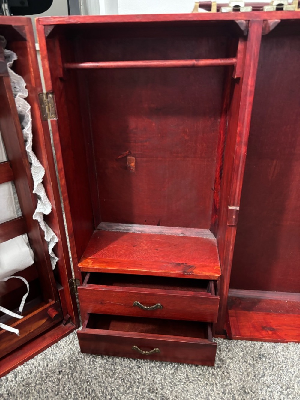 VINTAGE American Girl Carry Armoire Case!!! COLLECTORS PIECE! - Picture 3 of 4